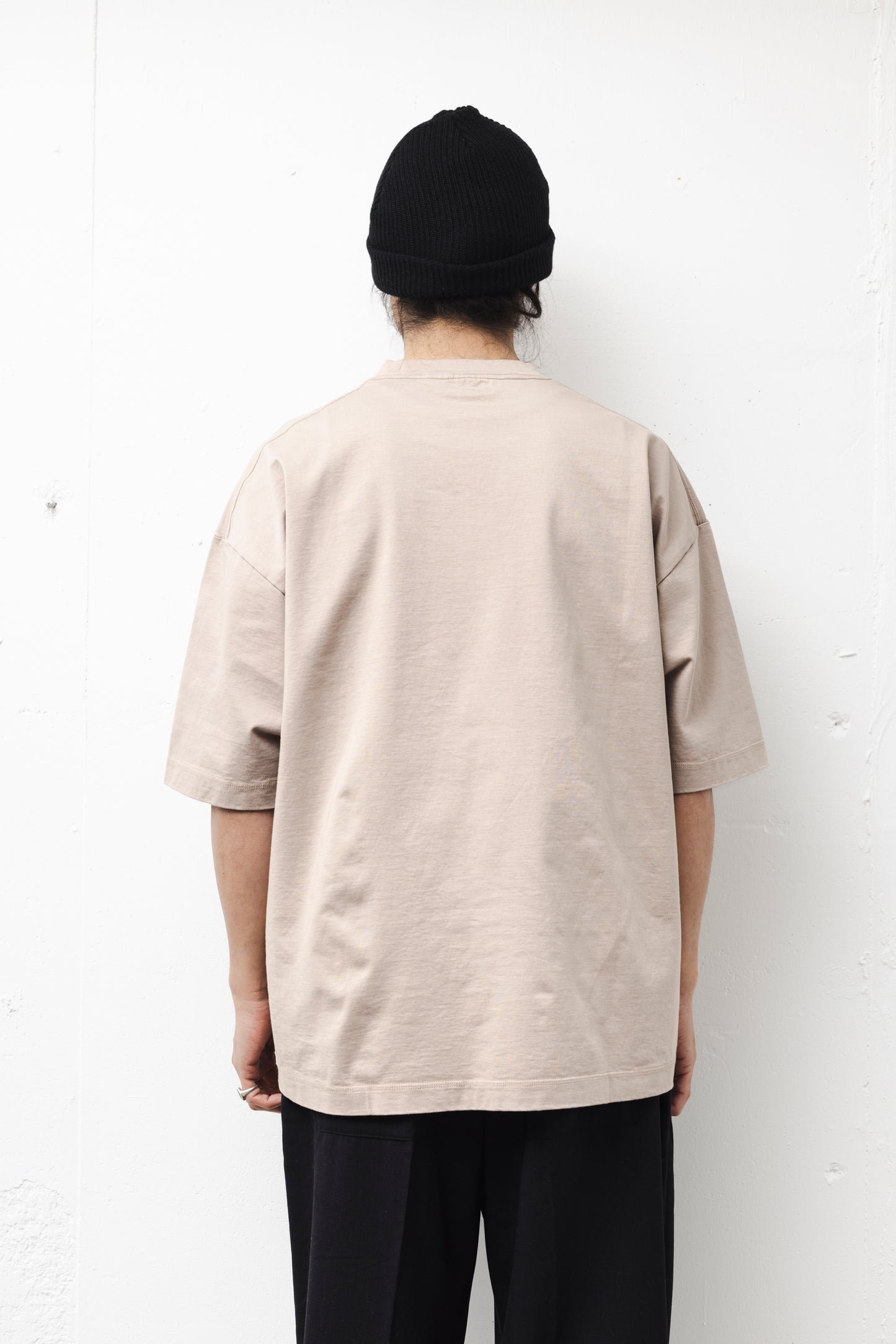WIDE ALBINI TEE / BEIGE