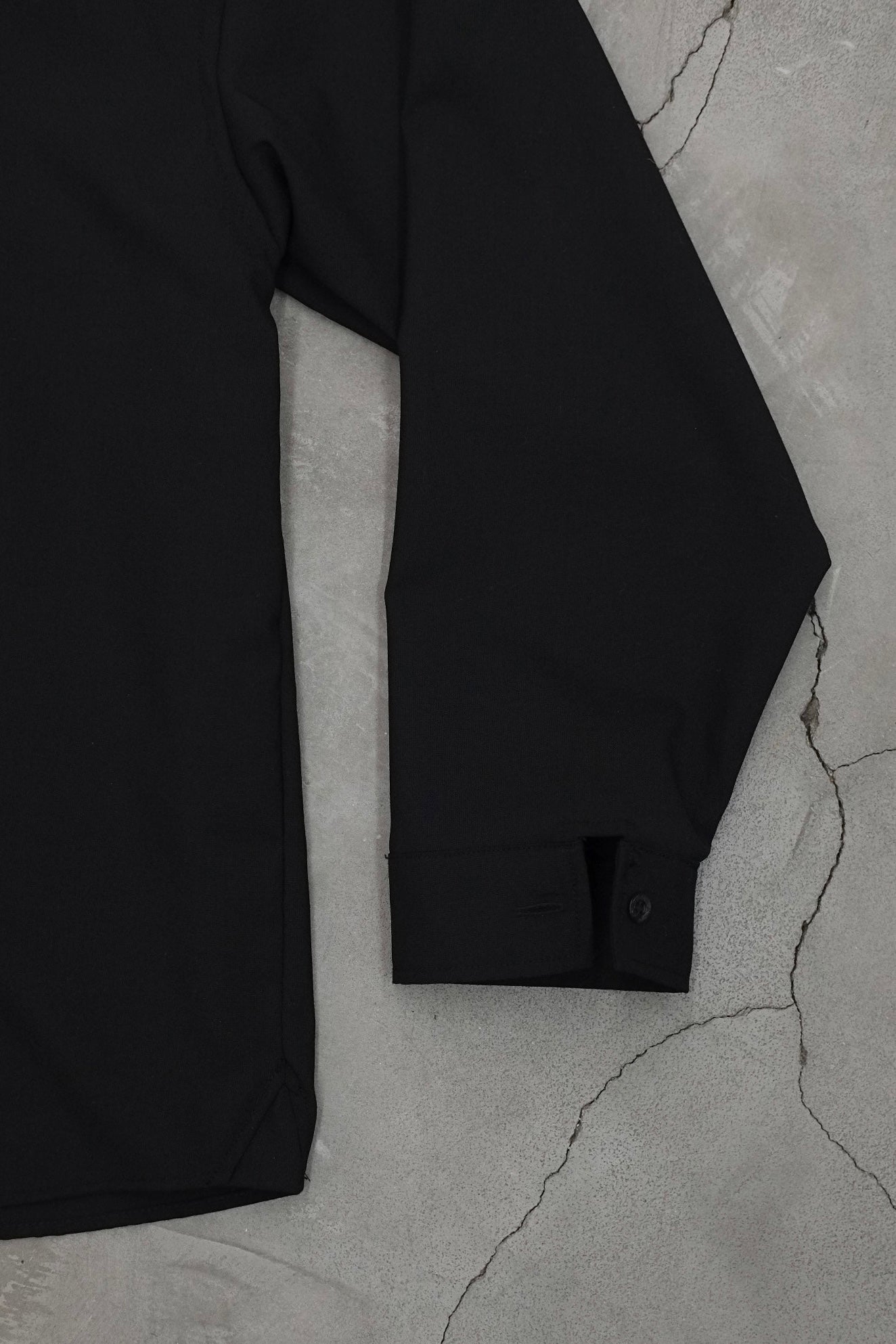 SEASONLESS SHIRT / BLACK