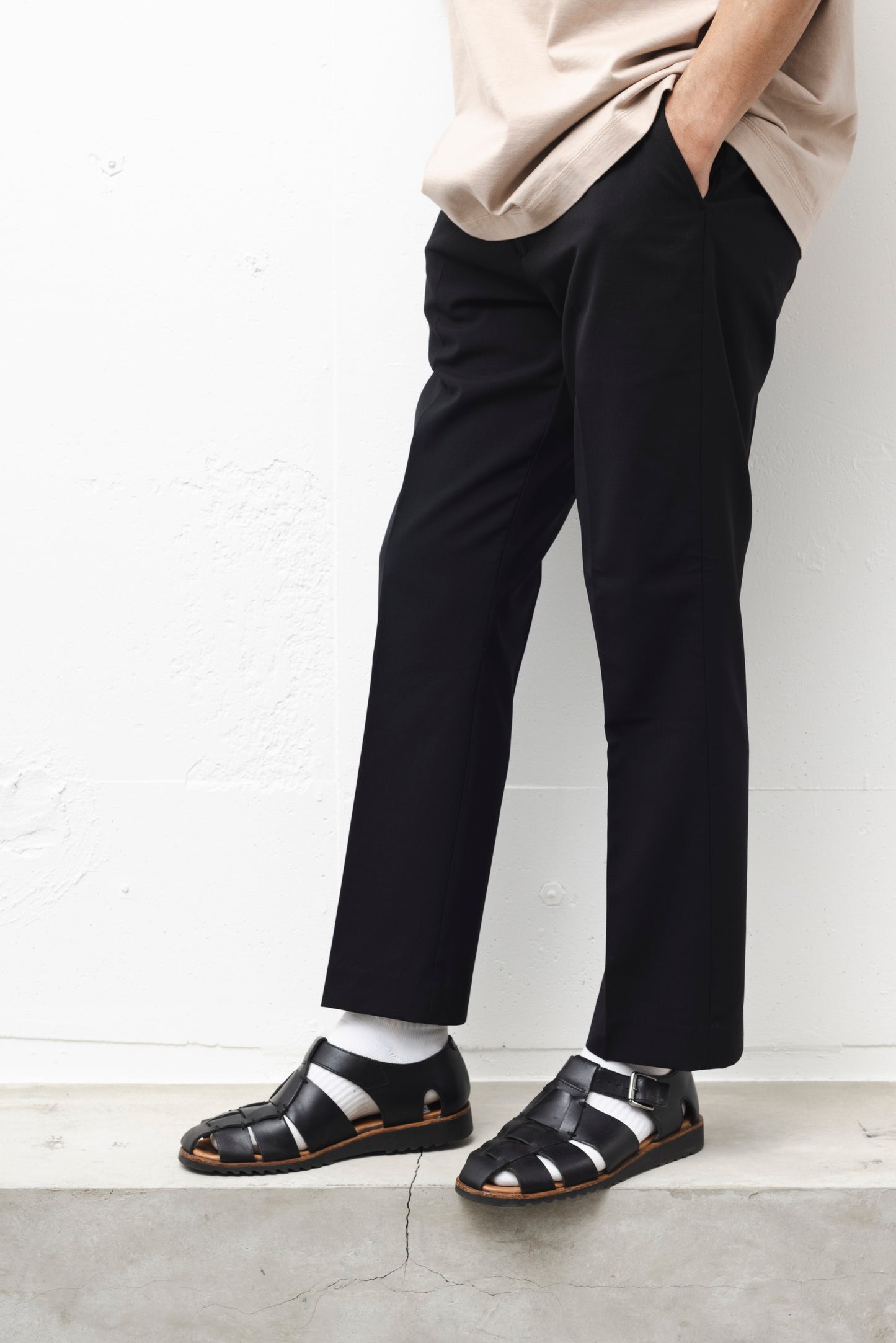 TAPERDE TROUSERS / BLACK