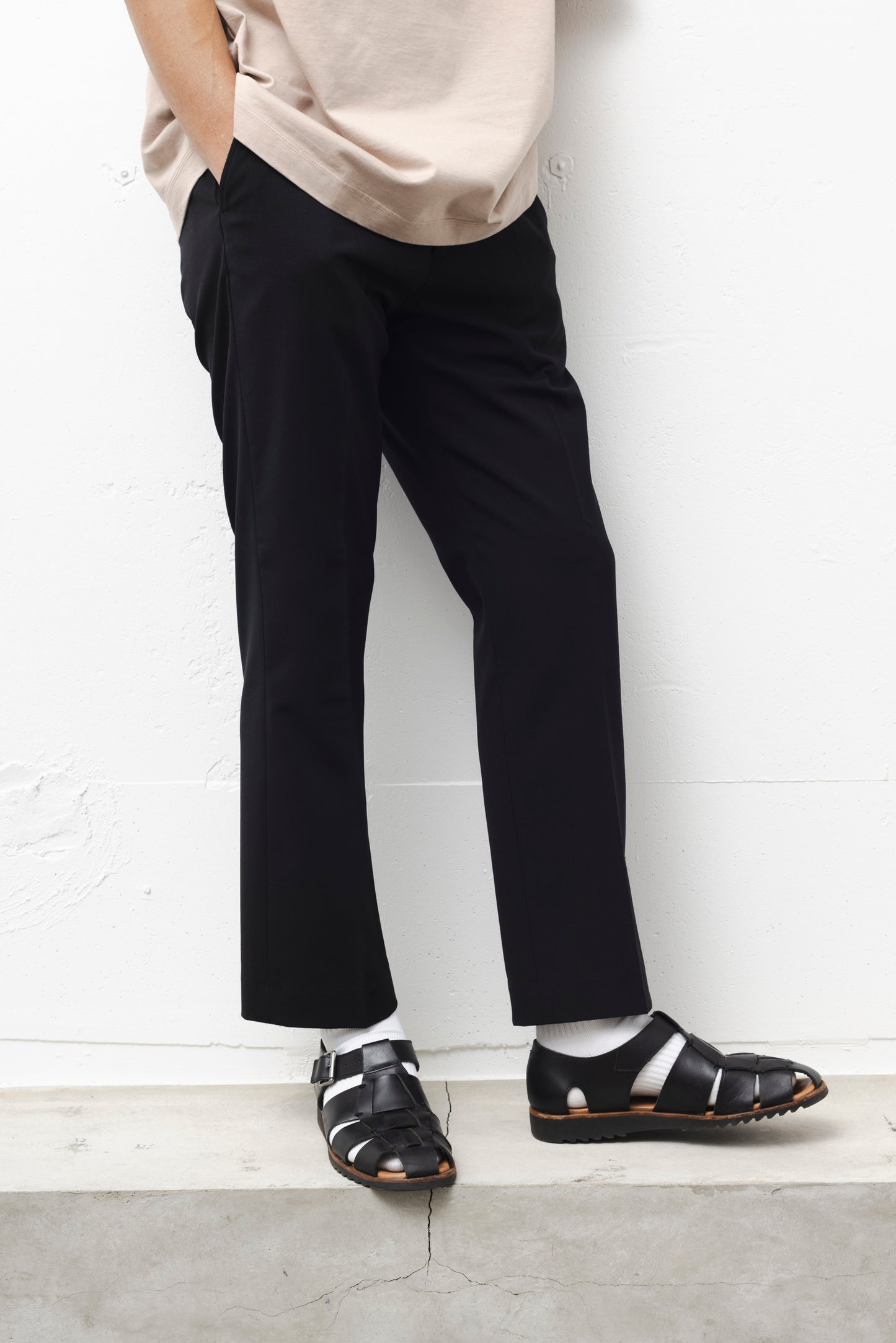 TAPERDE TROUSERS / BLACK