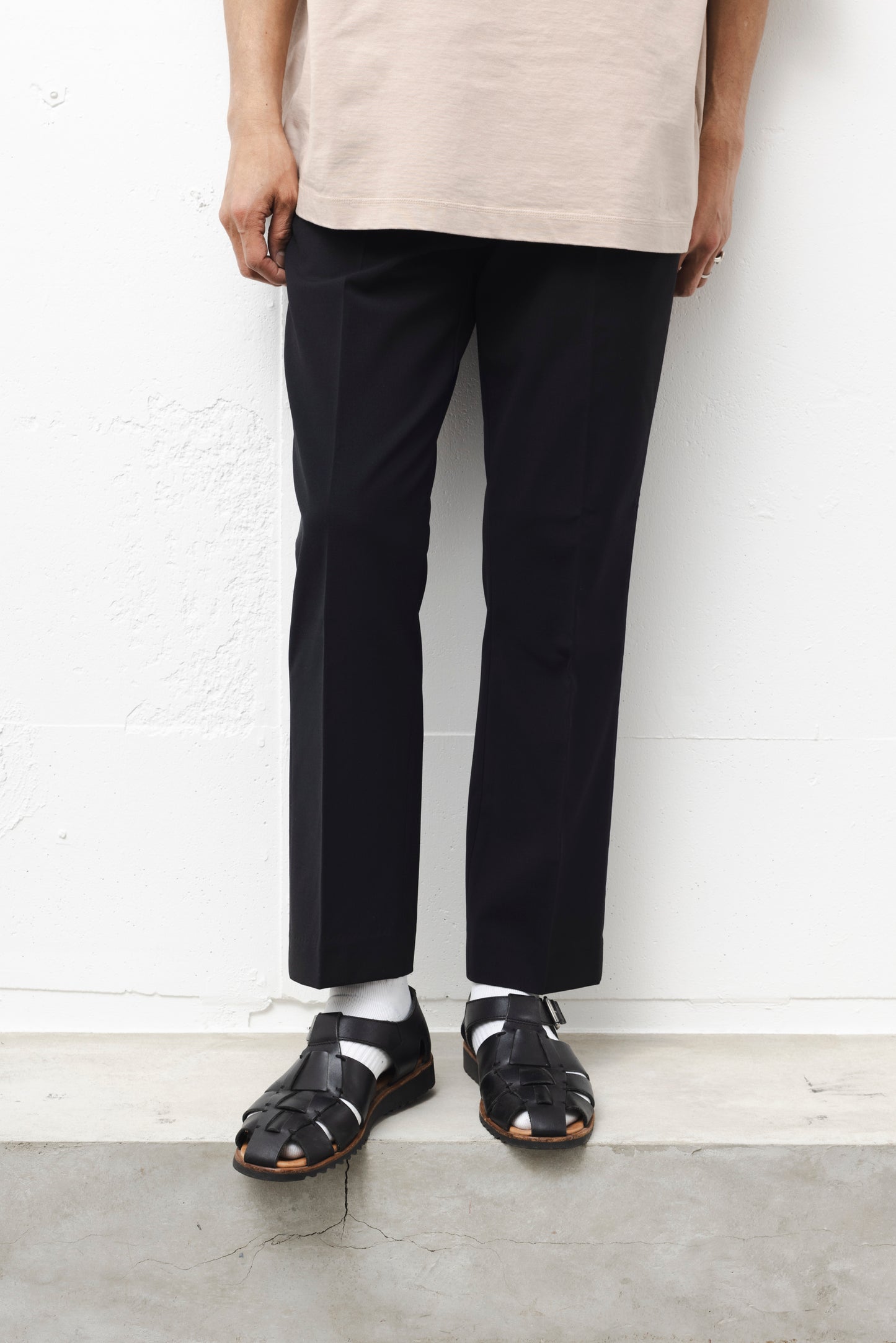 TAPERDE TROUSERS / BLACK