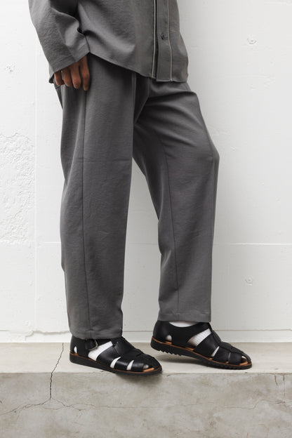 VERSATILE EASY TROUSERS / GRAY