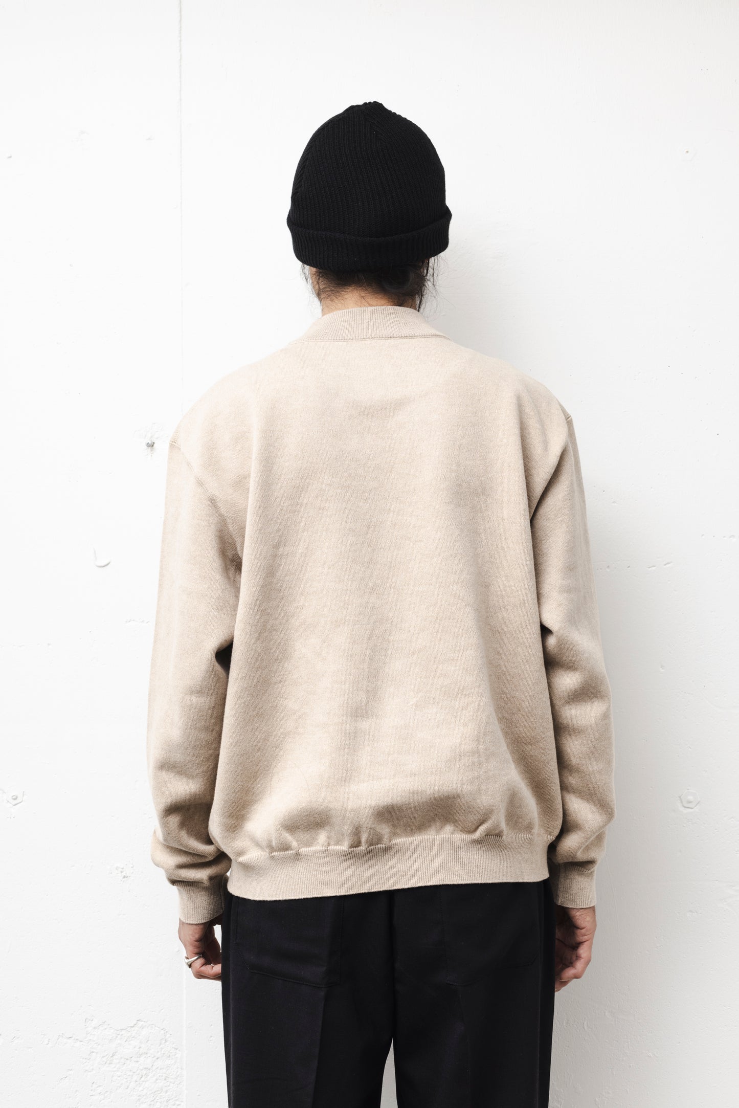 MOC NECK RELAXING SWKNIT / BEIGE