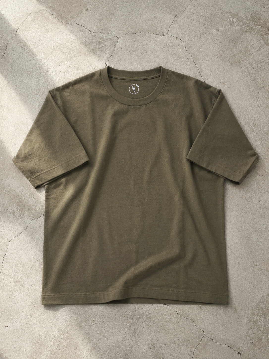 VINTAGE TEE