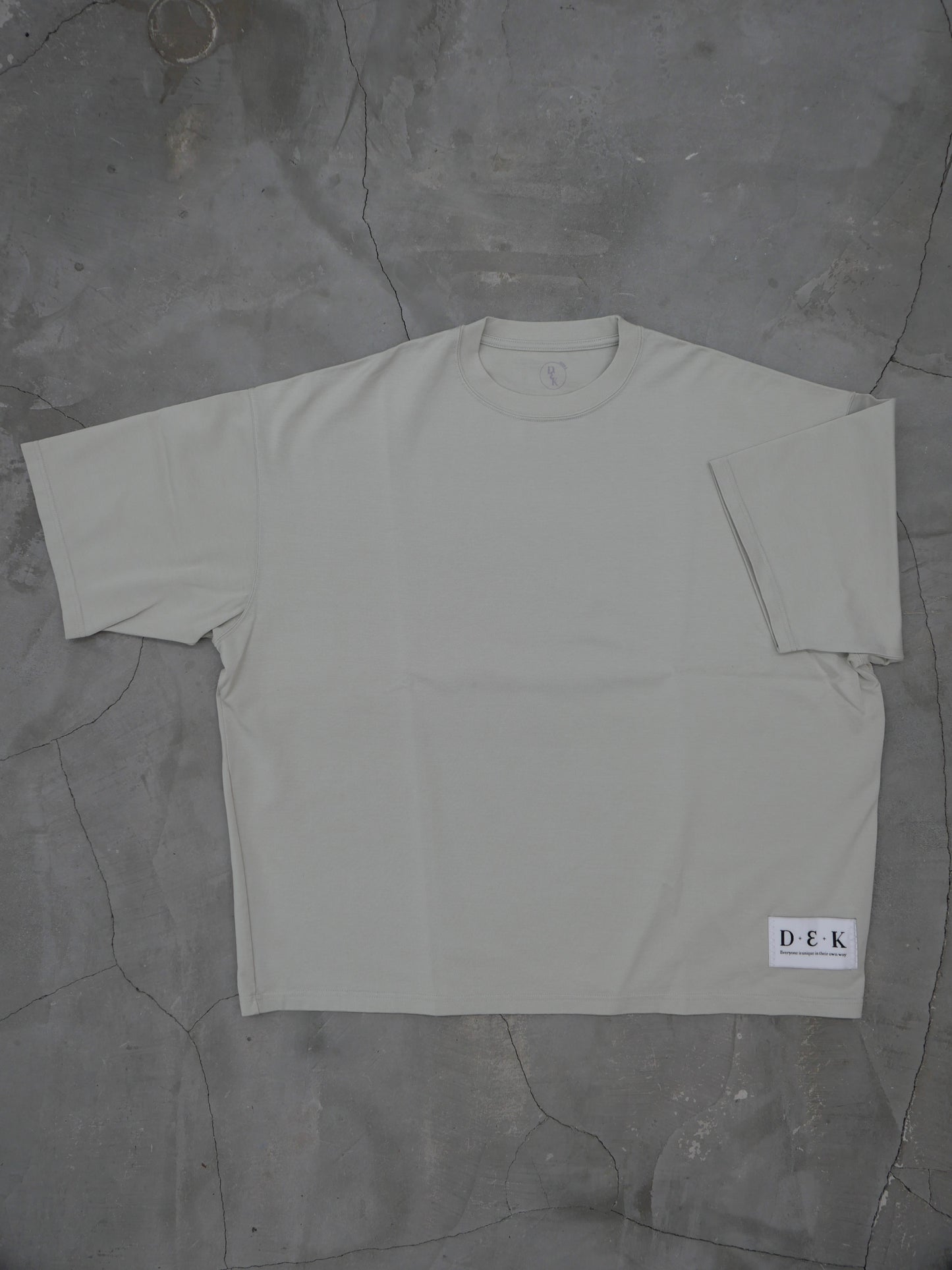 BOX WIDE TEE