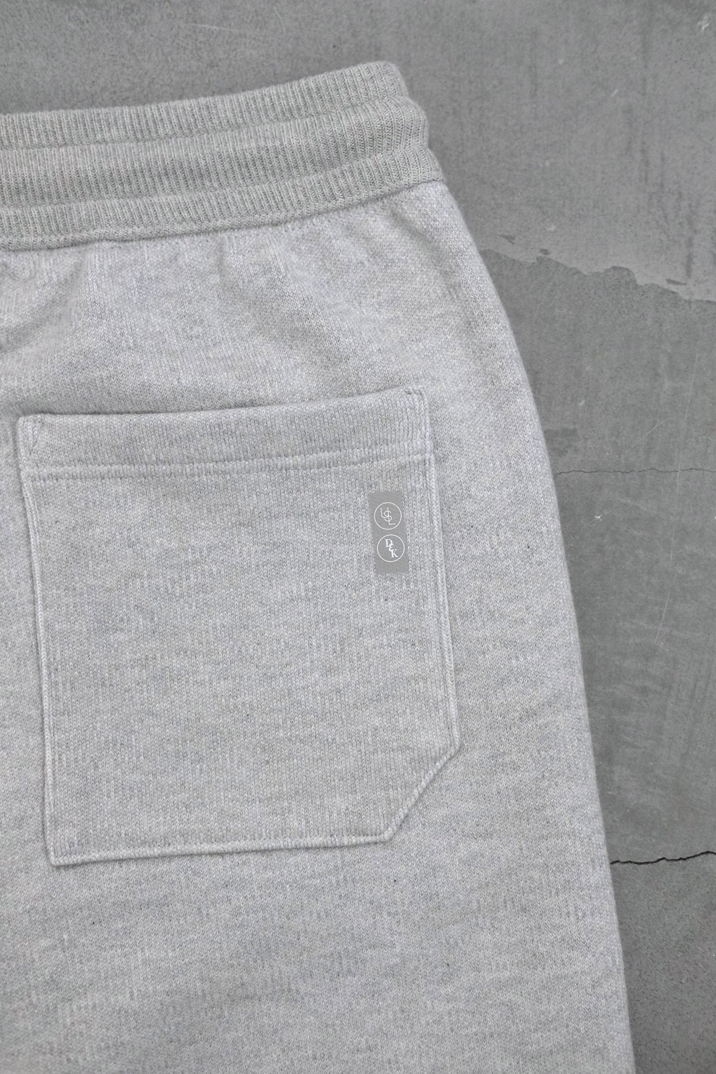 RELAXING SWKNIT PANTS / GRAY